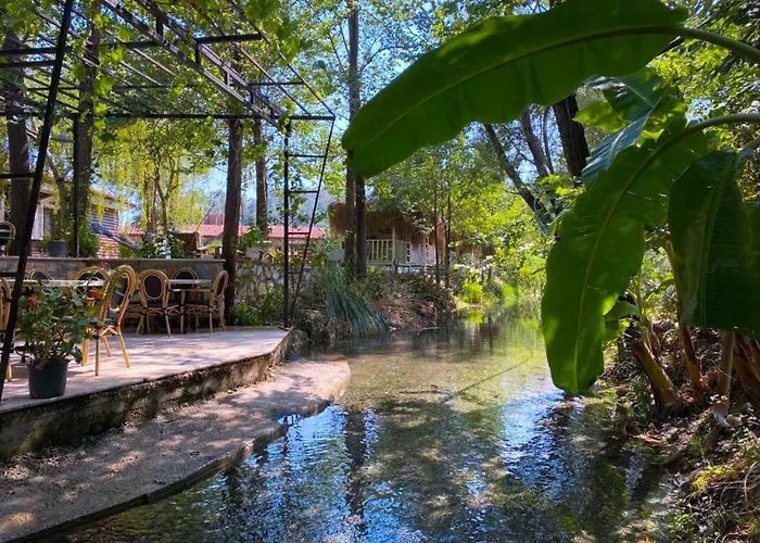 ホテル Riverside Gocek Apart