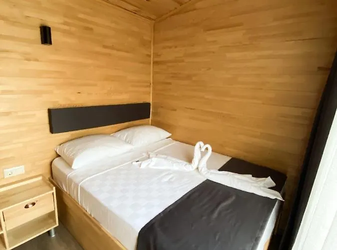 Riverside Gocek Apart フェティエ