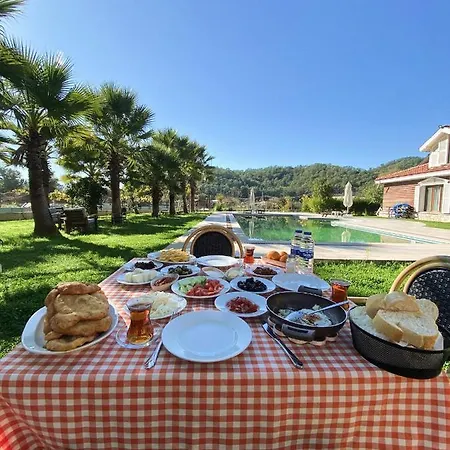 Riverside Gocek Apart Tatil parkı