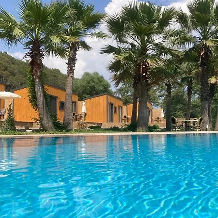 Riverside Gocek Apart מלון