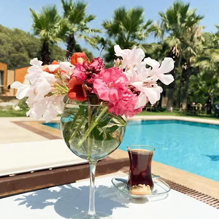 Riverside Gocek Apart Tatil parkı Fethiye