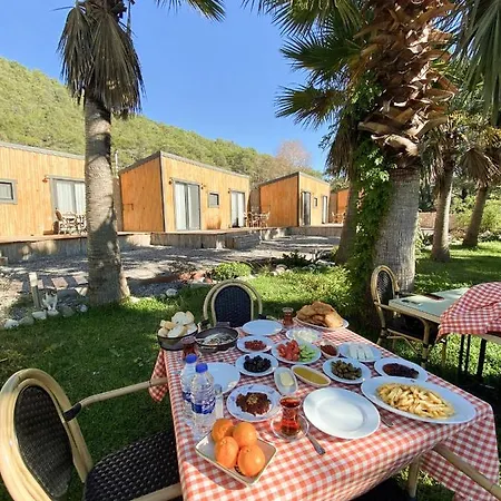 Riverside Gocek Apart 酒店 费特希耶